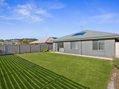 6 Saint Andrews Boulevard, Normanville