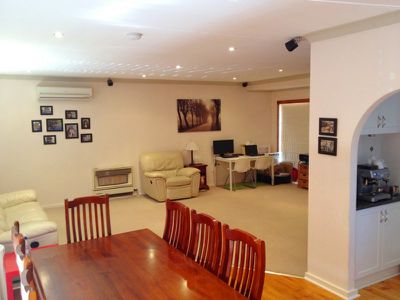 18 Harris Street, Netley