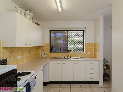 1 / 69 Poinciana Avenue, Tewantin
