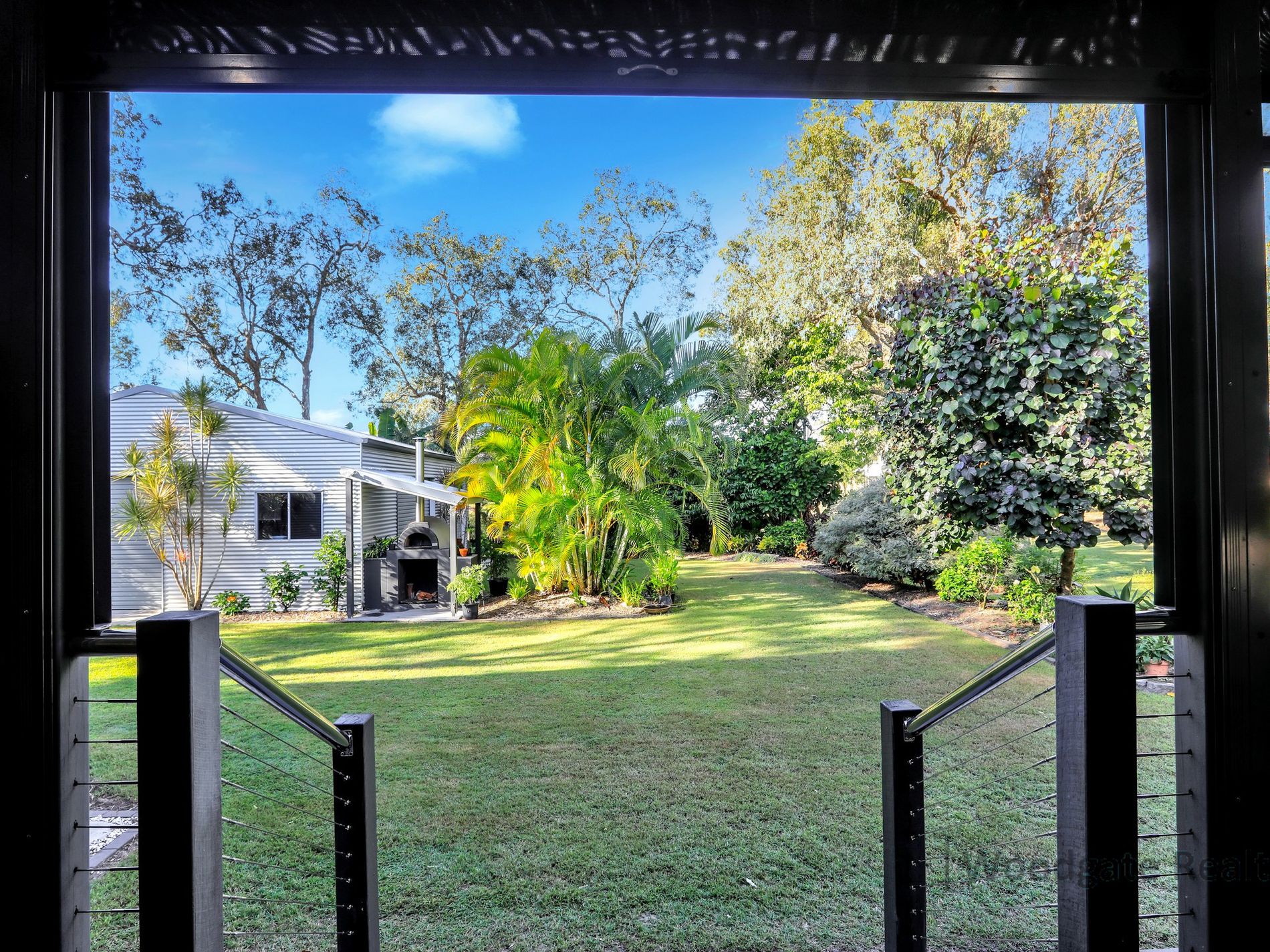 10 PAPERBARK COURT, Woodgate
