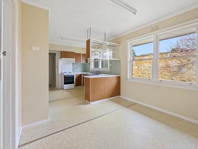 1 Shirley Grove, Warrnambool