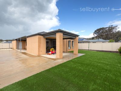 19 BUGDEN STREET, Wodonga