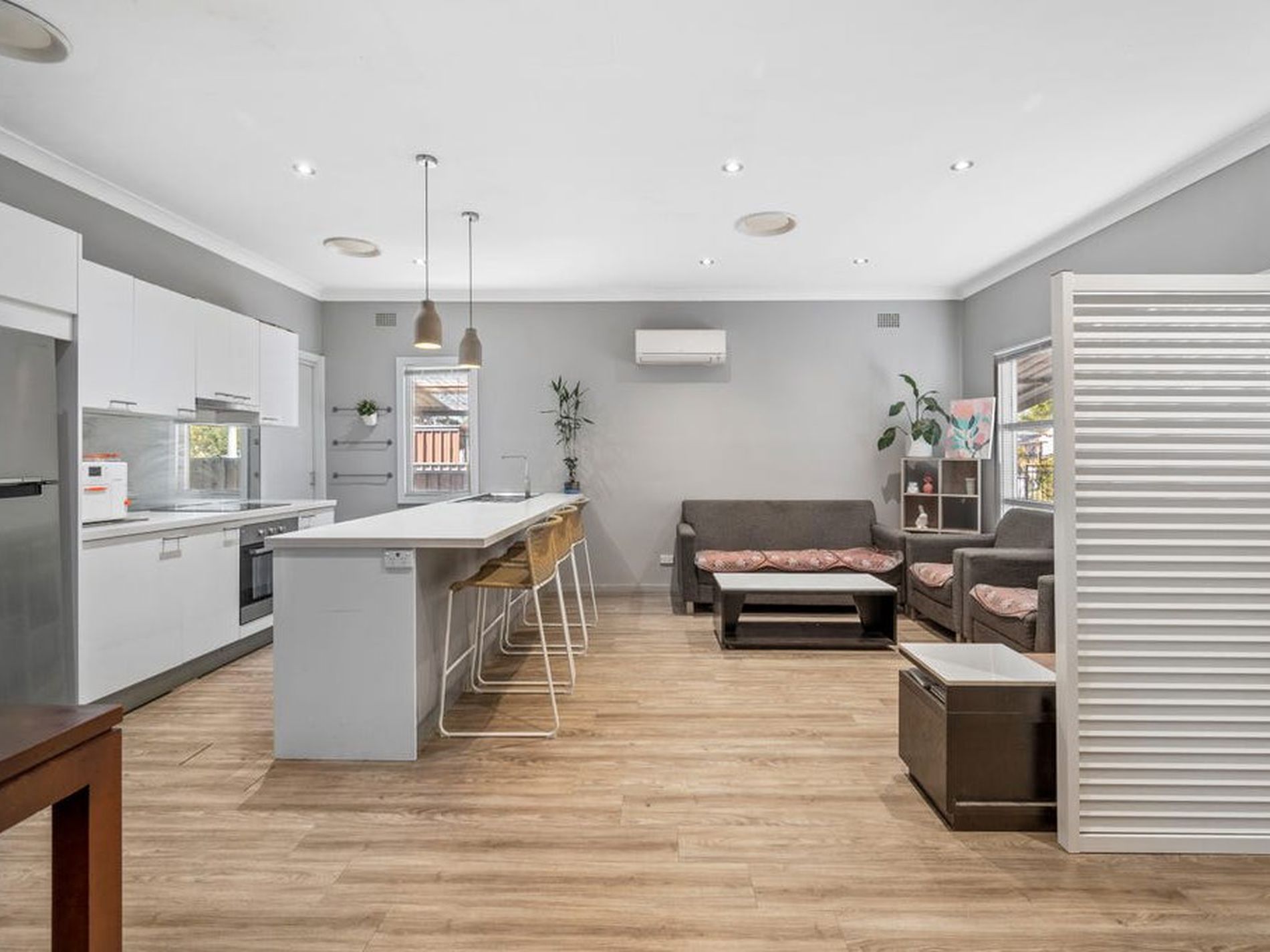 35 Anthony Crescent, Kingswood