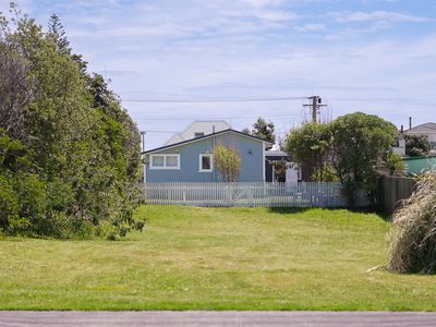 6 Kapiti Lane, Otaki Beach