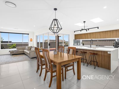 7 Boxwood Avenue, Calderwood