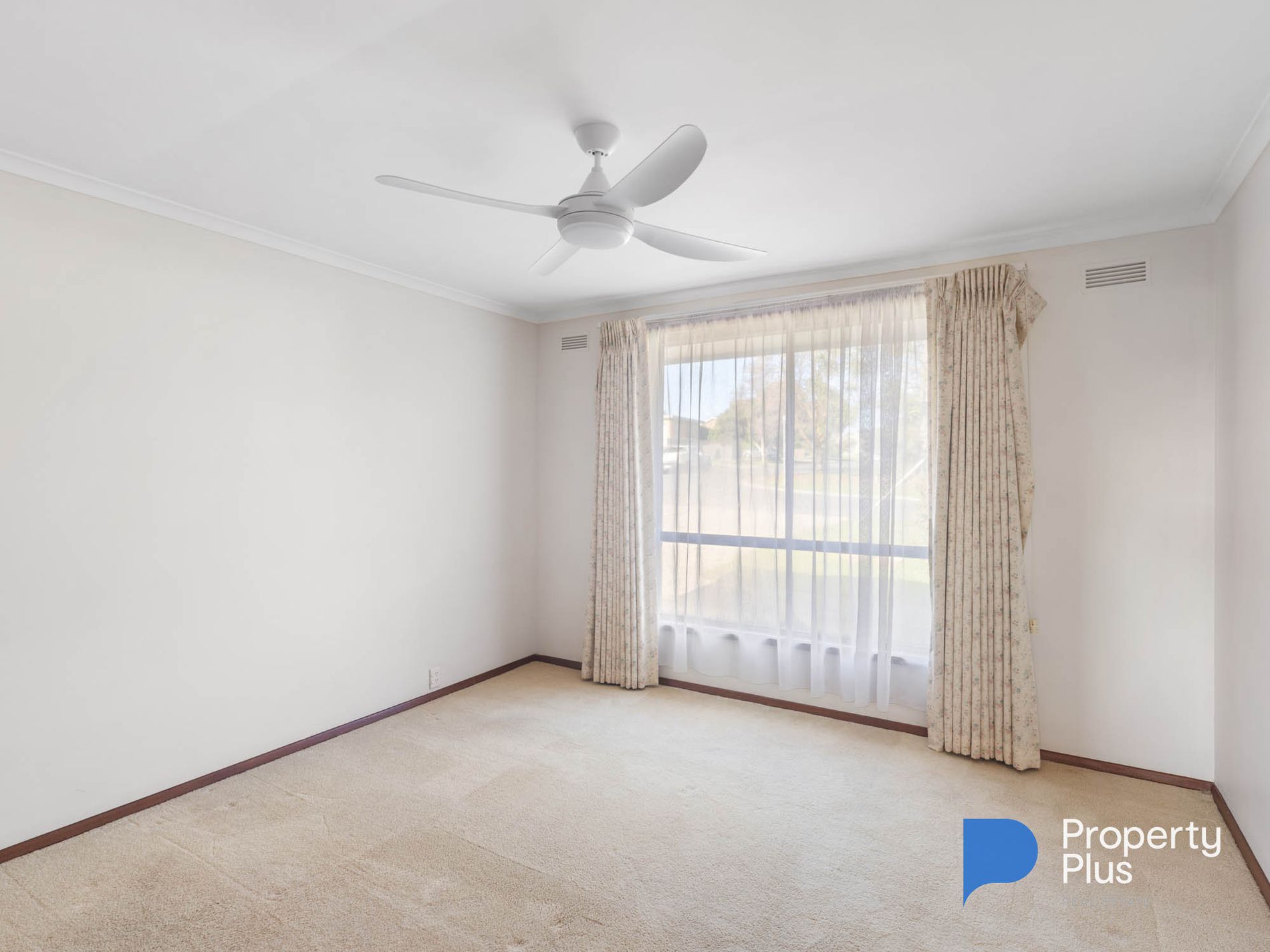 4 Robert Street, Kangaroo Flat