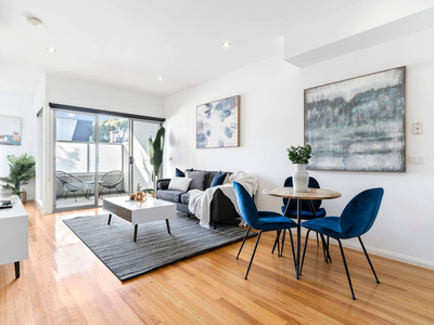 4 / 92 Paisley Street, Footscray