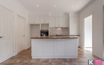 2/56 Gloucester Avenue, Berwick