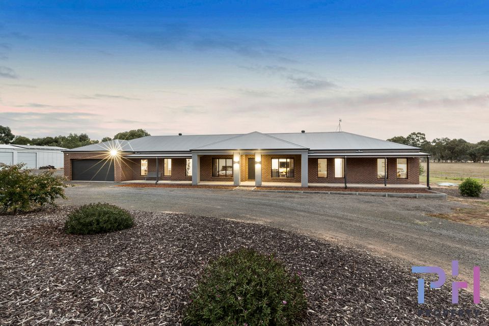 223 Schumakers Lane, Maiden Gully PH Property