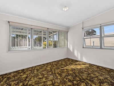 104 Basnett Street, Chermside West