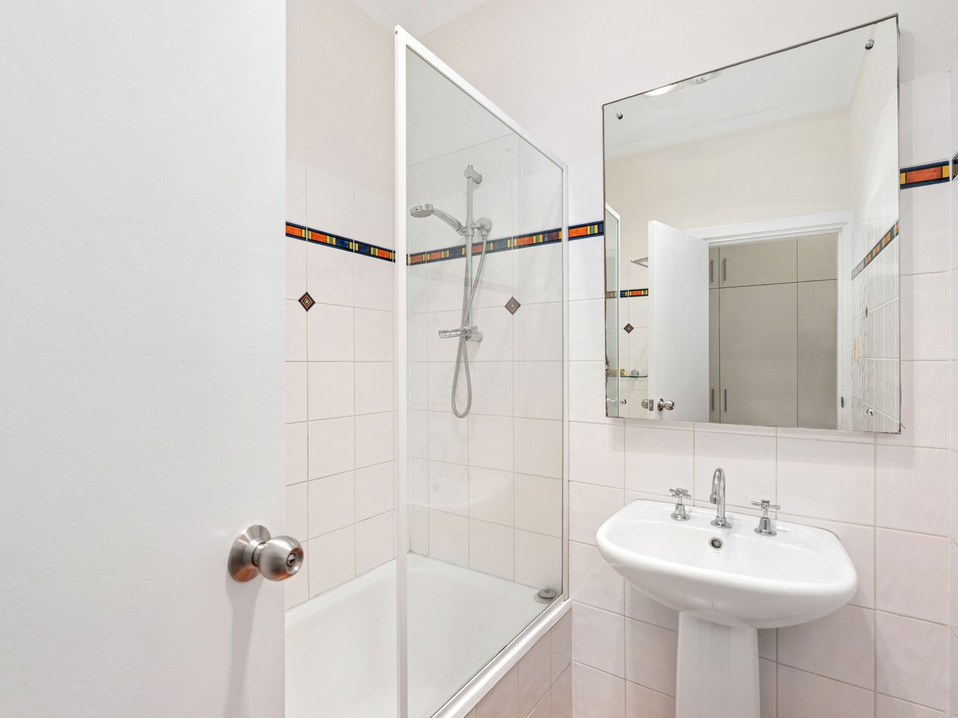 8 Grantley Avenue, Daw Park