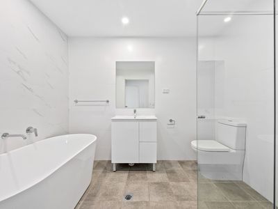 240 / 44 Armbruster Avenue, North Kellyville