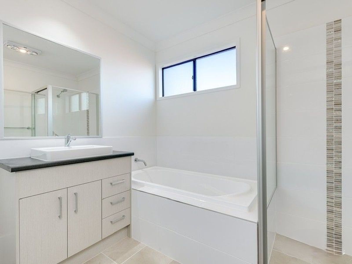 2 / 61 Caboolture River Rd, Morayfield