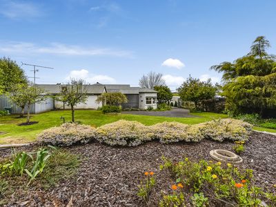 15 Shepherdson Road, Mount Gambier