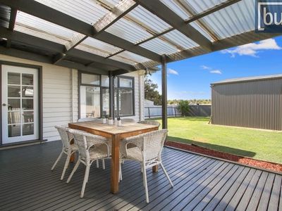 32 Howlong Rd, Rutherglen