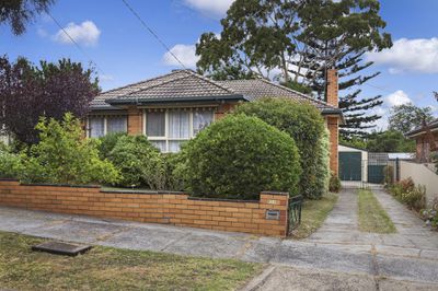 34 Hillside Grove, Airport West