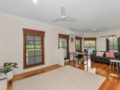 9 New England Court, Douglas