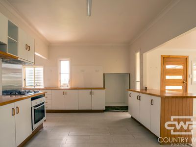 31 Inverell Road, Emmaville