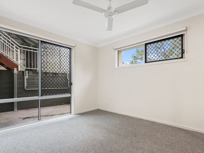 86 Grande Avenue, Springfield Lakes
