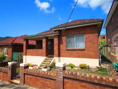 16 Plimsoll Street, Belmore