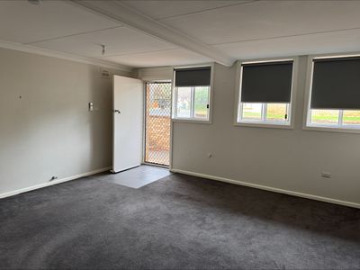 5 / 12A Elouera Place, Parkes