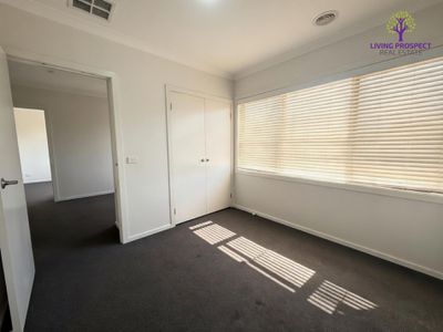 7 Regulus Way, Point Cook