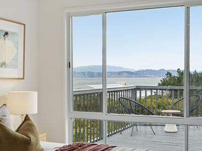 2 / 17a Thagenna Road, Carlton