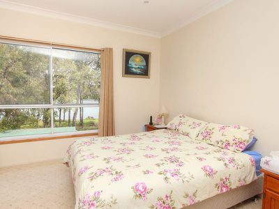 18 Rhodes Parade, Windermere Park