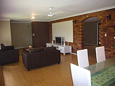 36 Pandeen Road, Rochedale South