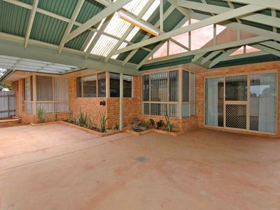 9 Nickel Lane, Hannans