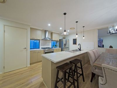 1 Demby Crescent, Wakerley