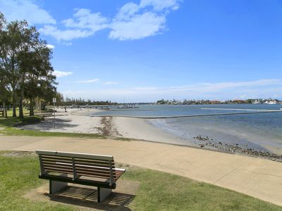 35 Sundown Drive, Paradise Point