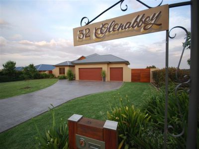 32 Glenabbey Drive, Dubbo