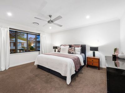 40 Highland Crescent, Belmont