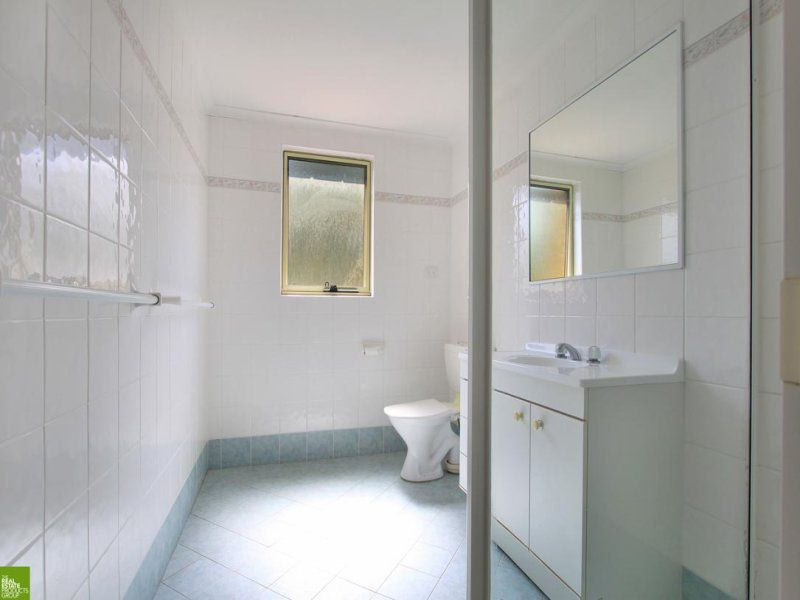 2 / 4 Gipps Road, North Wollongong