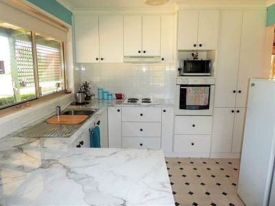 225 Hall Lane, Seymour