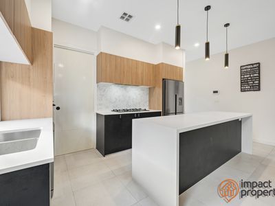 14 Dorney Rise, Taylor