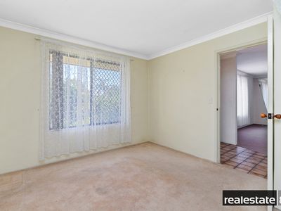 9 Bolderwood Drive, South Lake