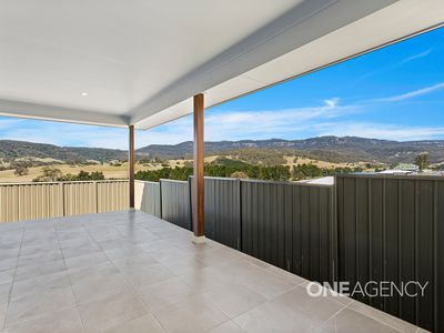 21 Bristlebird Drive, Calderwood