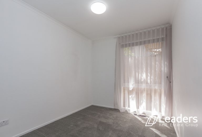 2 / 389 High Street Road, Mount Waverley