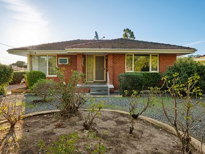 5 Grasmere Place, Kelmscott