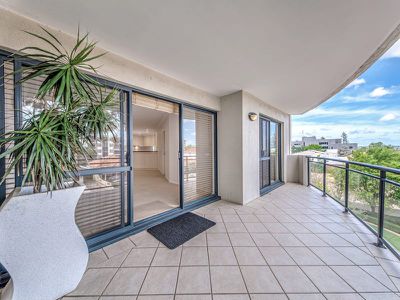 4 / 24 Charles Street, South Perth