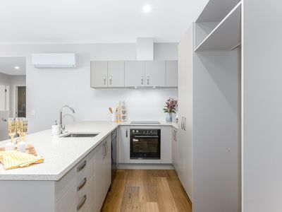 8 Tradewinds Drive, Whitby