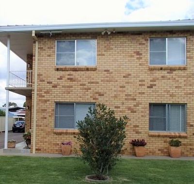 2 / 16 Burilla Street  , Tamworth