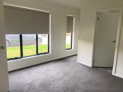 16 / 44 Coburns Road, Melton