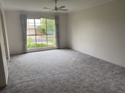 11 Willesden Drive, Waurn Ponds