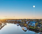 2304 Belmont Court East, Hope Island