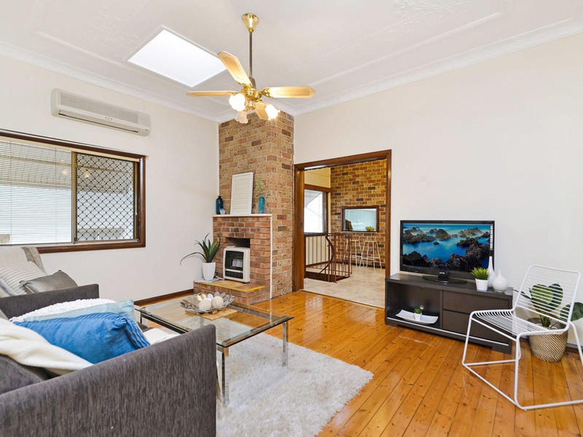 61 Sparks Street, Mascot