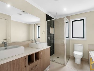 17 Brighter Avenue, Tarneit