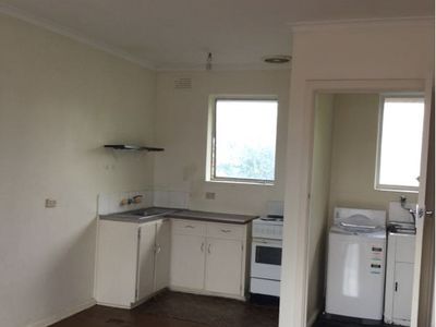 10 / 55 Swan Street, Footscray